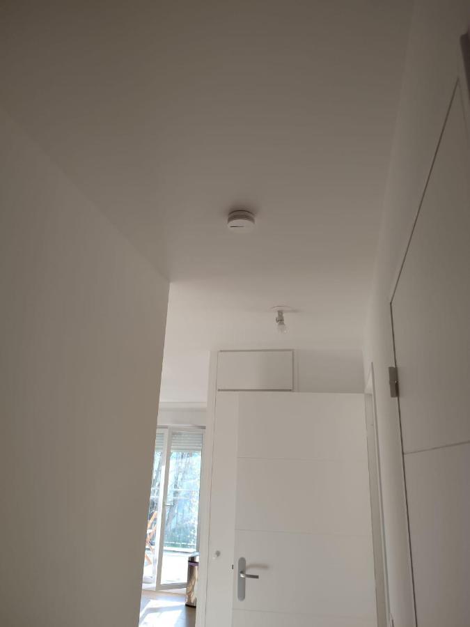 Chambre Privee Dans Un Nouvel Appartement Partage Pres De Paris Avec Parking Gratuit Chevilly-Larue Esterno foto