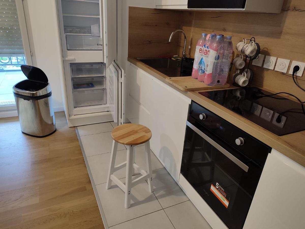 Chambre Privee Dans Un Nouvel Appartement Partage Pres De Paris Avec Parking Gratuit Chevilly-Larue Esterno foto